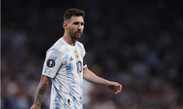 3球1助攻！19岁德国天才边锋横空出世，瓜帅钦点，4大豪门疯抢